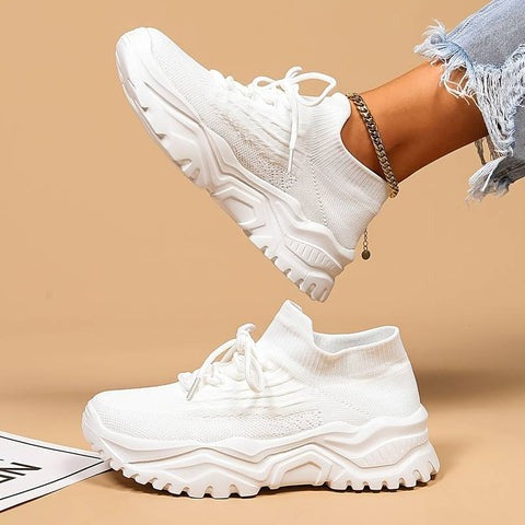 Breathable women's trainers with extra foot support