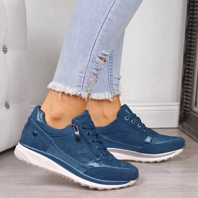 Orthopaedic shoes with zip