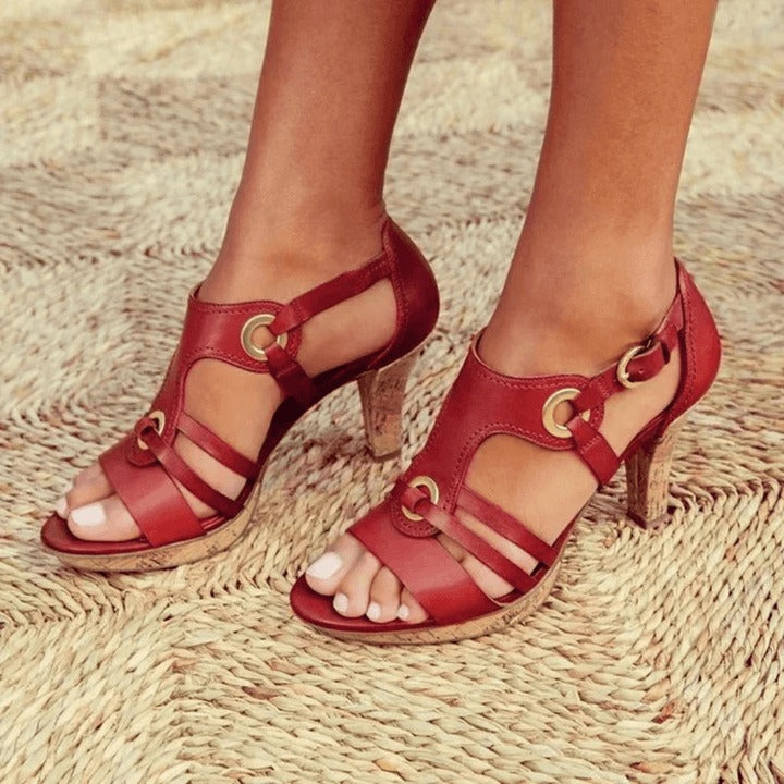 Ergonomic shoes with heel