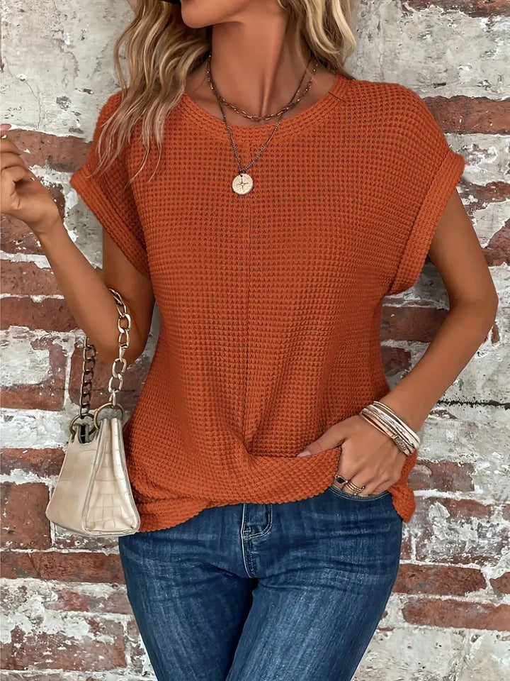 Phoebe | Sweetheart Round Neck T-Shirt